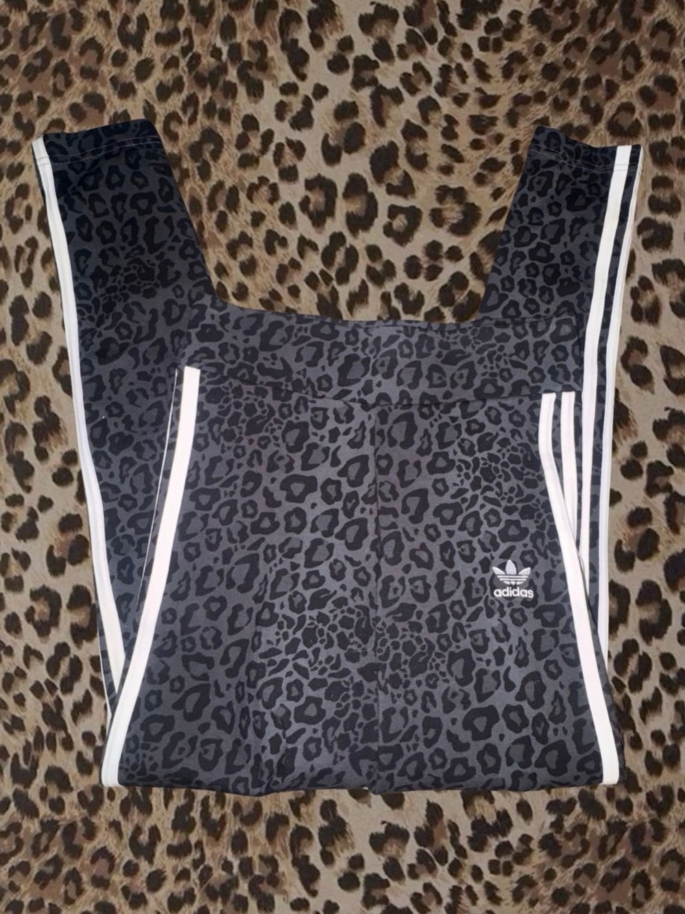 adidas Originals Leopard 3-Stripes Leggings Women's Medium